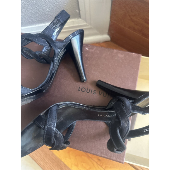 LOUIS VUITTON PARIS BRAIDED LOGO PRINT BLACK HEELS SANDALS - 35 *READ* - Picture 3 of 12